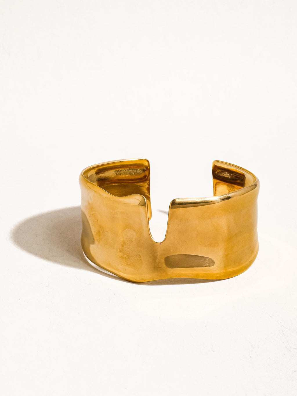 18k Gold Non-tarnish Abstract Bold Bangle